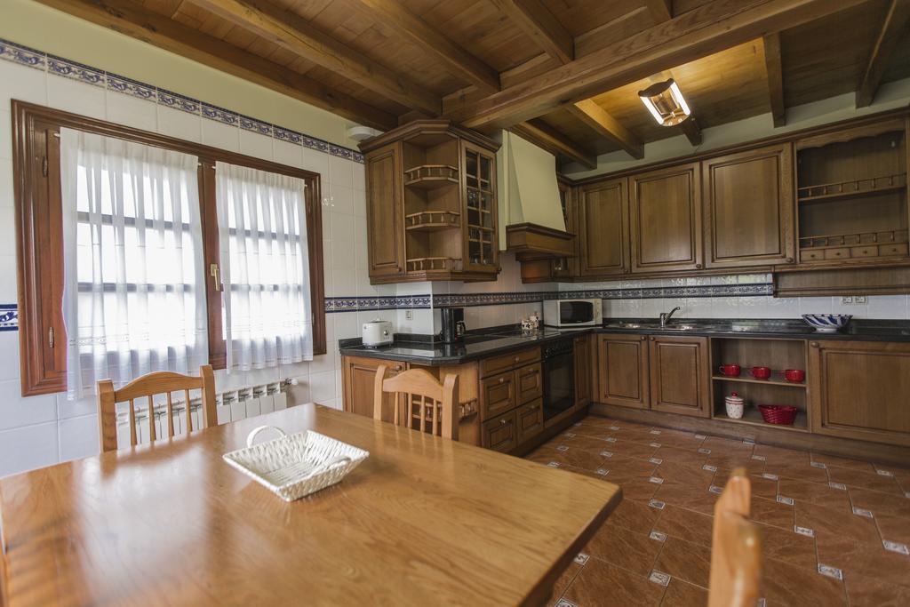 Casas Rurales Playa De Guadamia Llames de Pría Екстериор снимка