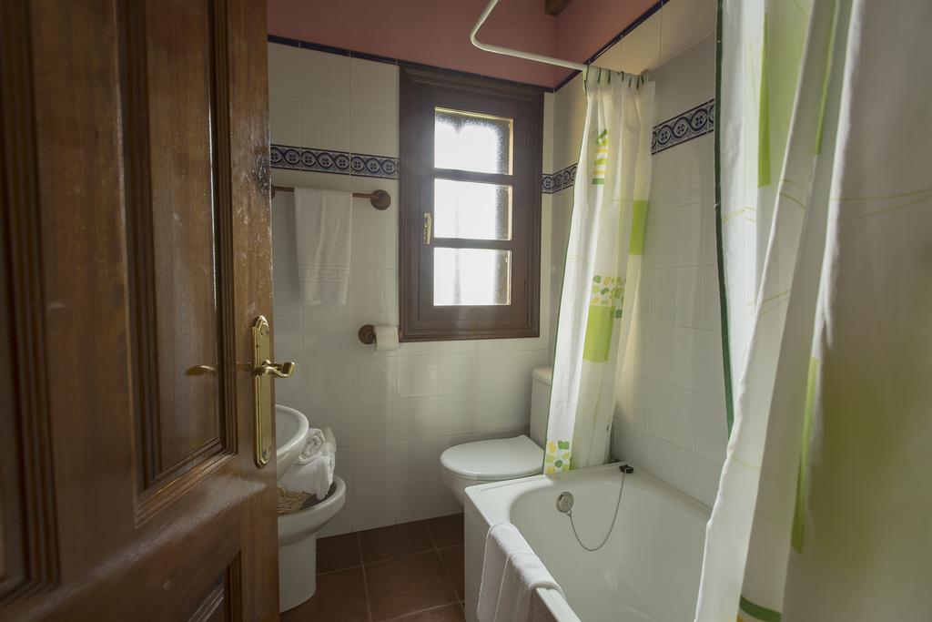 Casas Rurales Playa De Guadamia Llames de Pría Екстериор снимка