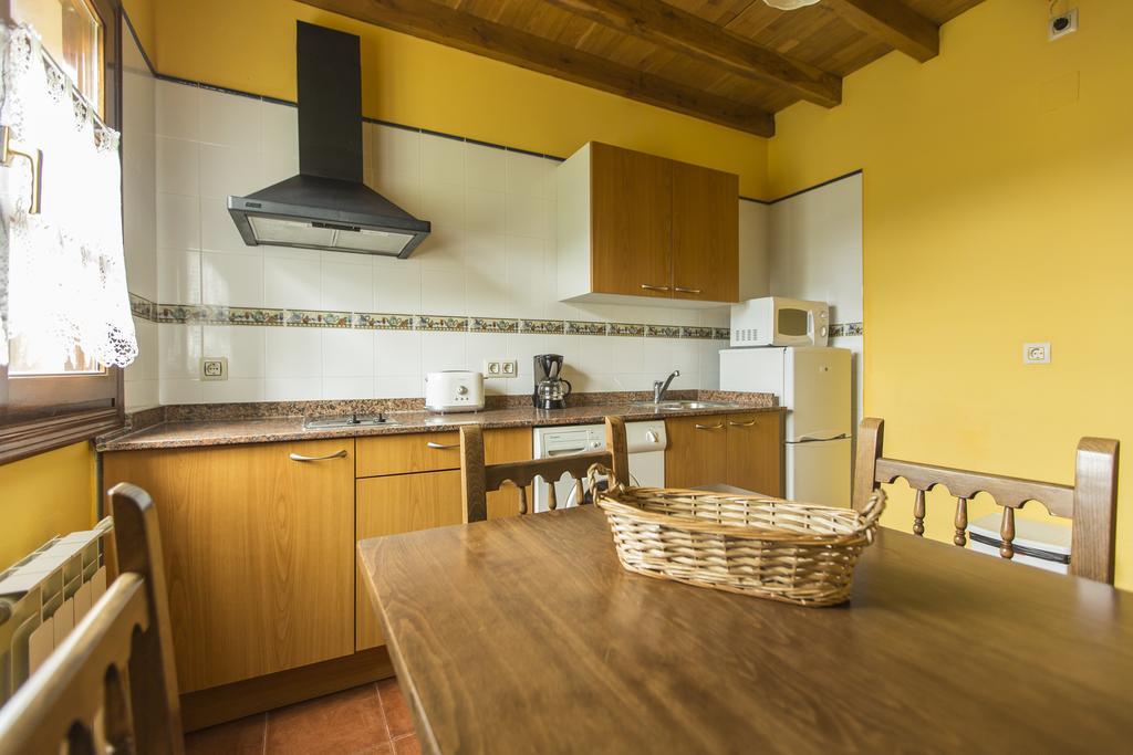 Casas Rurales Playa De Guadamia Llames de Pría Екстериор снимка