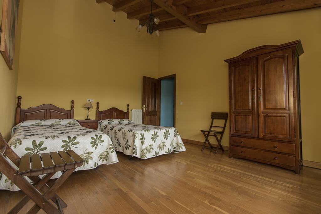 Casas Rurales Playa De Guadamia Llames de Pría Екстериор снимка
