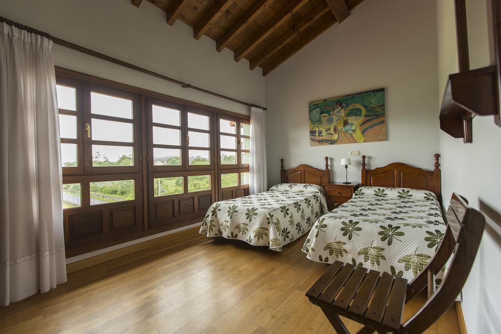 Casas Rurales Playa De Guadamia Llames de Pría Екстериор снимка