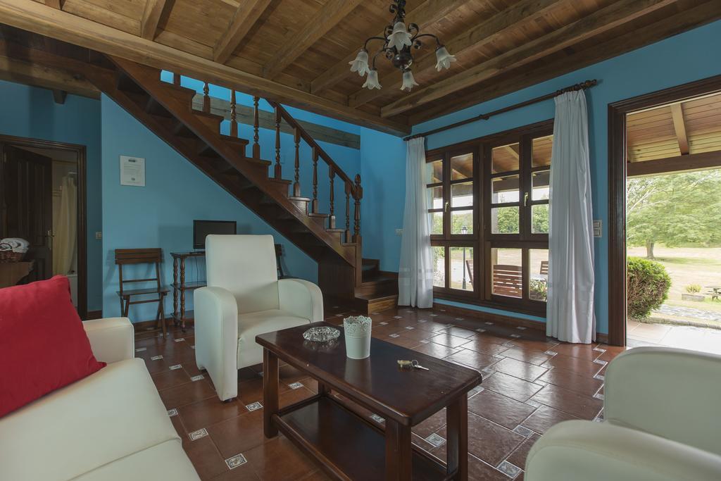 Casas Rurales Playa De Guadamia Llames de Pría Екстериор снимка